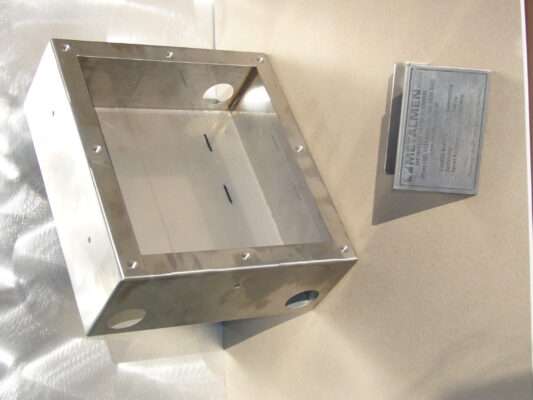 4. Stainless Small Welded Box
